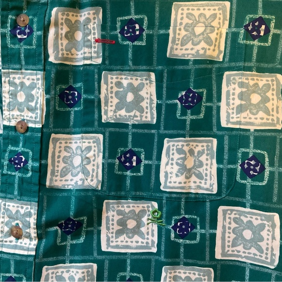 Montagut Button Front Green Floral Print Hawaiian Shirt - Picture 8 of 13